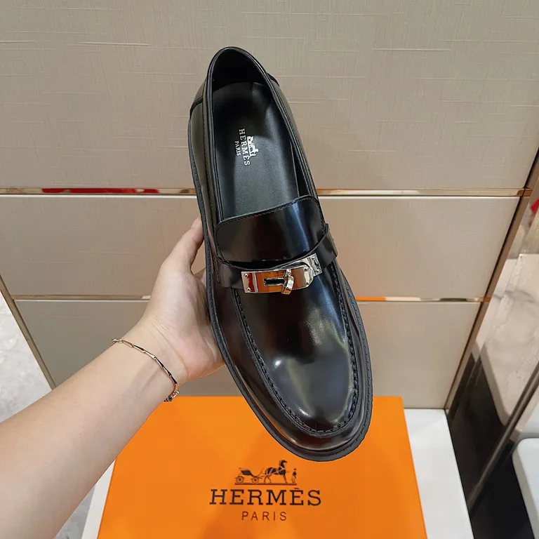 Hermes Shoe 